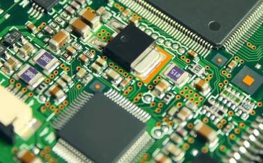 PCB電路板上那些字母的含義